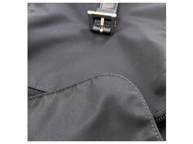 Bolso de hombro Prada con logotipo triangular Negro - vista 12