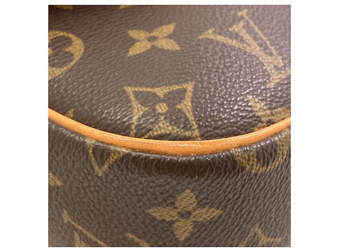 Louis Vuitton M42250 Bolsa de Ombro Sologne Monograma - vista 17