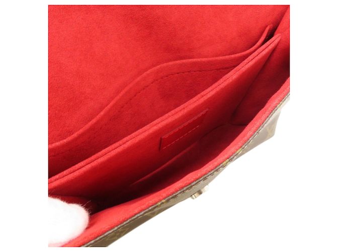 Louis Vuitton M44031 Borsa a tracolla Saint Michel Rosso - vista 5