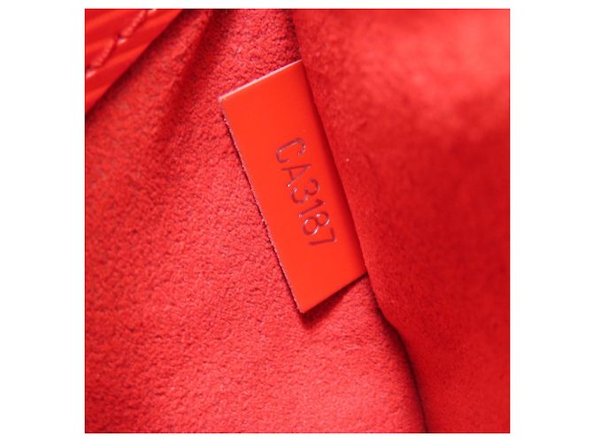 Louis Vuitton M44031 Borsa a tracolla Saint Michel Rosso - vista 7