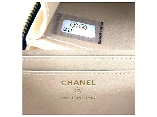 Borsa a tracolla Chanel Matelassé con catena Nero Bianco - vista 5