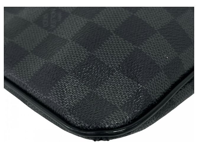 Borsa a tracolla Louis Vuitton Thomas Nero Bianco - vista 9
