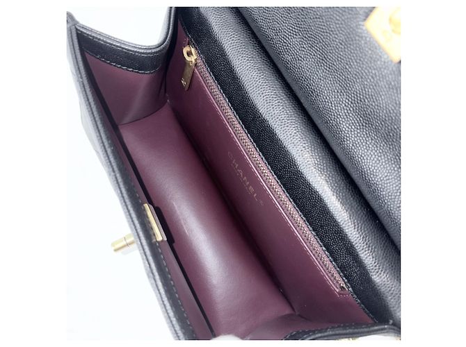 Borsa a tracolla Chanel Matelassé Nero Bianco - vista 4