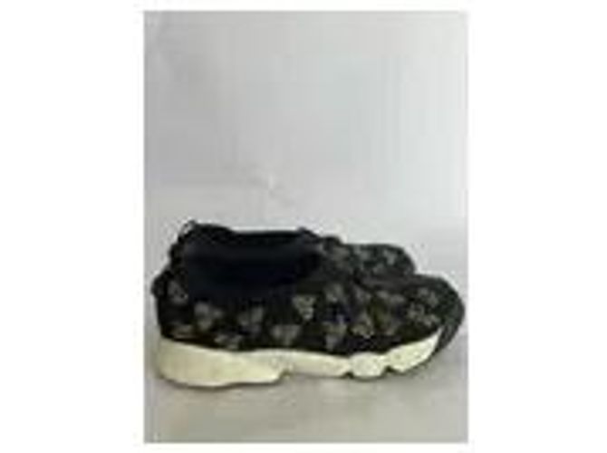 Dior Schwarze Canvas-Sneaker mit gestickten Schmetterlingen - Ansicht 3