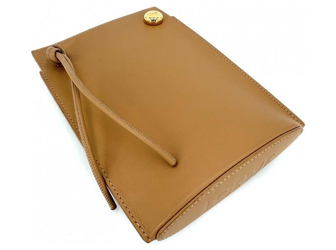 Borsa a tracolla mini Loewe Women's Anagram Pebble Dice Pocket Bianco Beige D'oro - vista 3