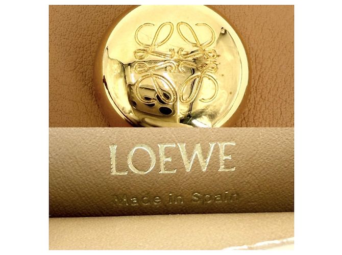 Borsa a tracolla mini Loewe Women's Anagram Pebble Dice Pocket Bianco Beige D'oro - vista 5