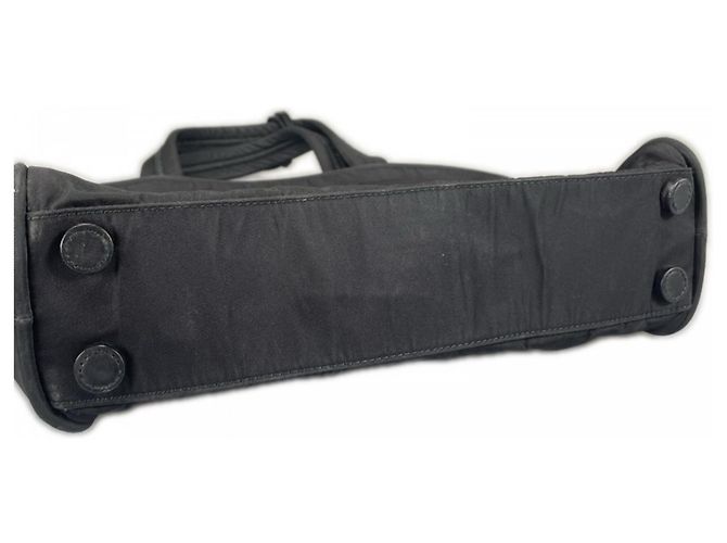 Borsa Prada in nylon nera e bianca Nero Bianco - vista 14