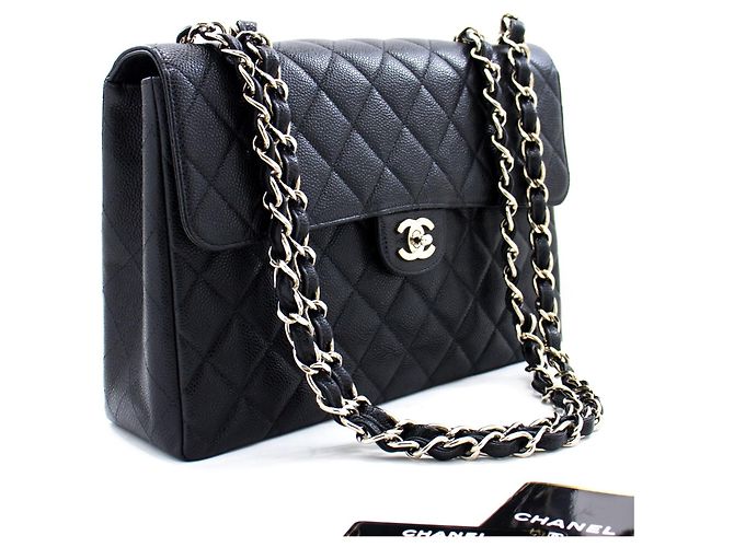 Chanel Vintage Classic Single Flap Quilted Caviar Jumbo 30 x 20 x 10 Nero - vista 3