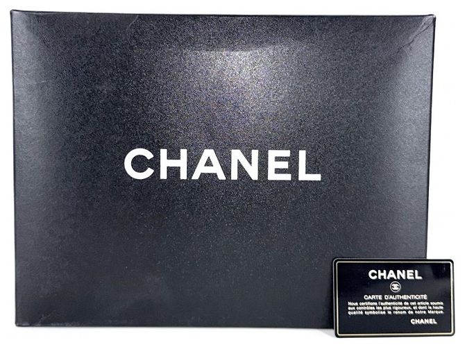 Borsa a tracolla Chanel Matelassé 25 Nero - vista 9