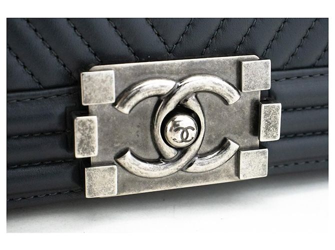 Chanel Boy Flap Chevron Calfskin New Medium Marrone - vista 7