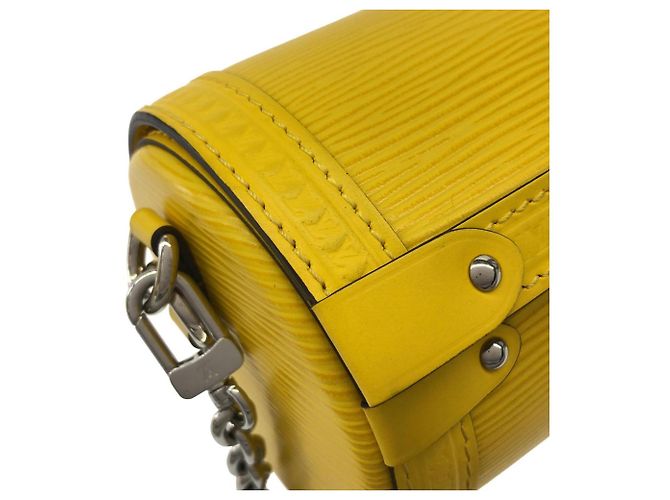 Borsa a tracolla Louis Vuitton Epi Papillon Trunk Giallo - vista 6