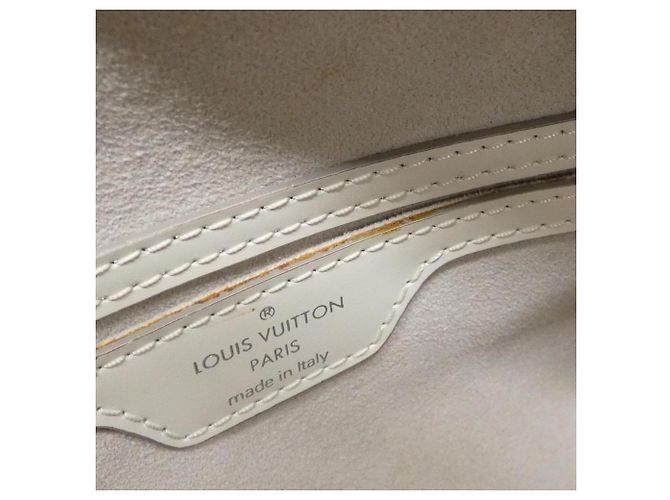 Borsa Louis Vuitton Epi Soufflot M5286J Bianco sporco - vista 9