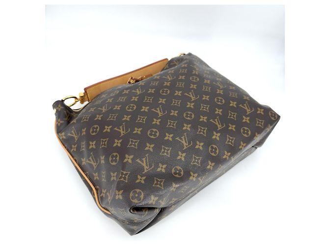 Borsa a tracolla Shuri MM da donna Louis Vuitton Marrone - vista 3