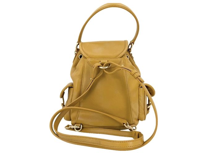 Mochila de couro para mulheres Miu Miu Amarelo - vista 2