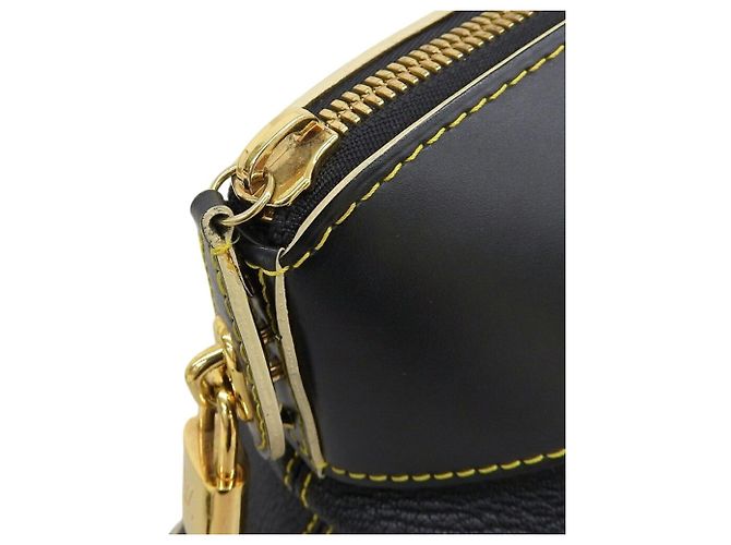 Borsa Louis Vuitton Suhali Lockit MM Nero - vista 6