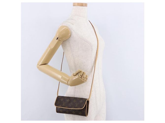 LOUIS VUITTON Monogram Pochette Twin PM Shoulder Bag M51854 LV Auth am12323V Monogramma - vista 21