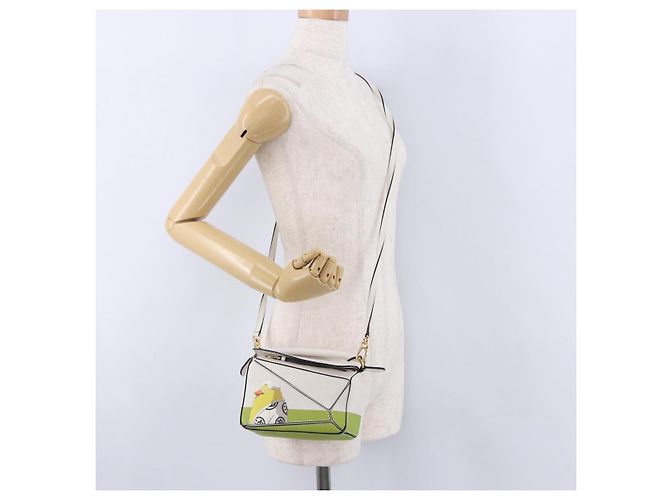 LOEWE Ghibli Spirited Away Ootori Sama Puzzle Bag Mini Pelle 2way Gold Auth 167504SM Bianco D'oro - vista 26