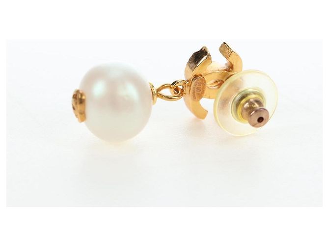 CHANEL COCO Mark Pierce Metal Gold Tone CC Auth 196711M - vista 16