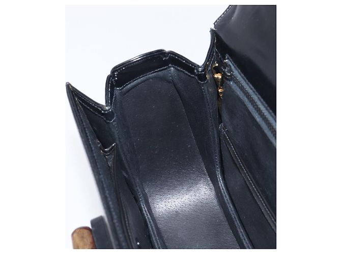 Bolso de mano GUCCI Bamboo de cuero negro y dorado 99 00 0633 Auth 199588V - vista 23