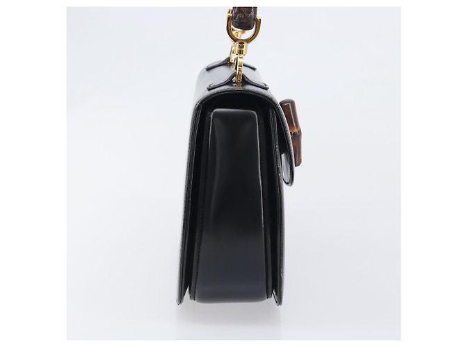 Bolso de mano GUCCI Bamboo de cuero negro y dorado 99 00 0633 Auth 199588V - vista 4