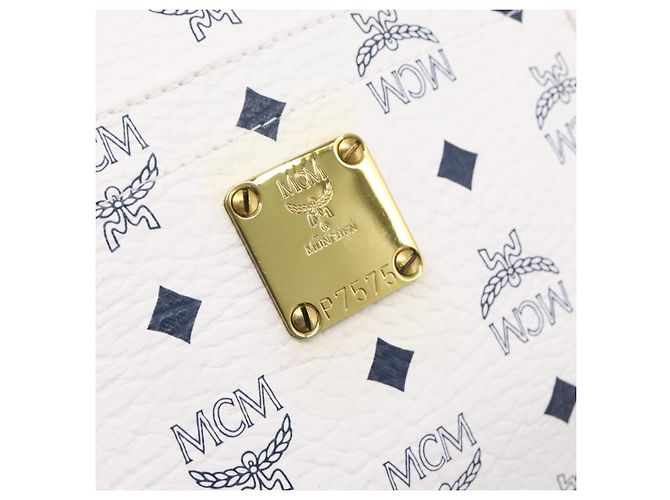Borsa Tote MCM Vicetos Logogram PVC Leather White Gold Auth 200901 Bianco D'oro - vista 12