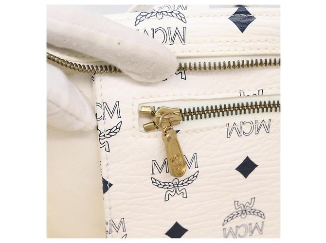 Borsa Tote MCM Vicetos Logogram PVC Leather White Gold Auth 200901 Bianco D'oro - vista 19
