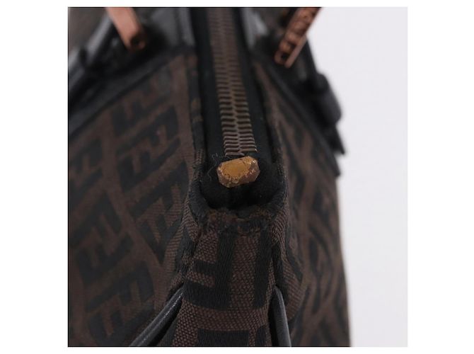 Borsa a mano FENDI Zucchino Canvas Marrone Scuro Auth 197721A - vista 4