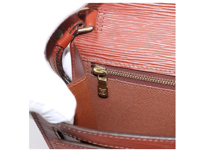 LOUIS VUITTON Epi Serie Dragonne Hand Bag Brown M52618 LV Auth 200913 Marrone - vista 10