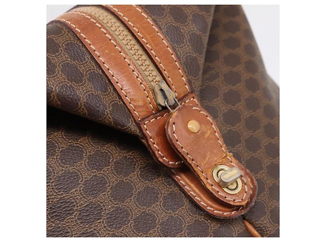Céline Borsa Boston CELINE Macadam Canvas PVC Leather Brown Gold Auth ka5932 Marrone D'oro - vista 10