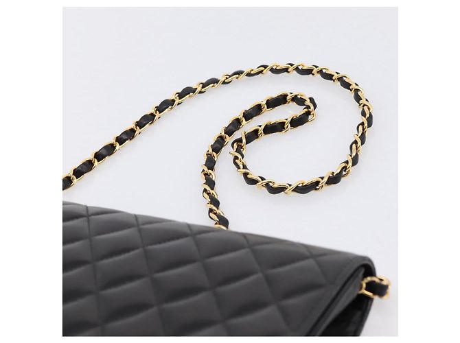 Borsa a catena CHANEL Matelasse Turn Lock in pelle d'agnello nera e oro CC Auth yk20823SAM Nero D'oro - vista 14