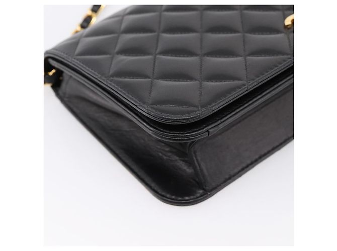 Borsa a catena CHANEL Matelasse Turn Lock in pelle d'agnello nera e oro CC Auth yk20823SAM Nero D'oro - vista 16