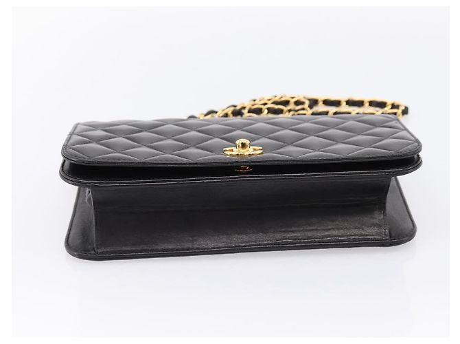 Borsa a catena CHANEL Matelasse Turn Lock in pelle d'agnello nera e oro CC Auth yk20823SAM Nero D'oro - vista 5