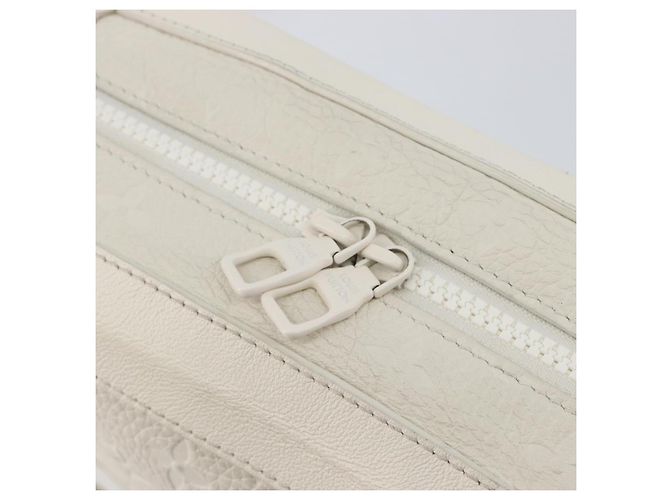 LOUIS VUITTON Monogram Empreinte Soft Trunk Bag White M53287 LV Auth 196005V Bianco - vista 19
