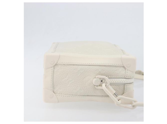 LOUIS VUITTON Monogram Empreinte Soft Trunk Bag White M53287 LV Auth 196005V Bianco - vista 3