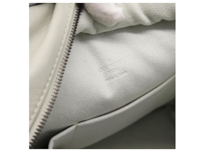 LOUIS VUITTON Monogram Diffir Clarkson Shoulder Bag White M92358 LV Auth 200148V Bianco - vista 10