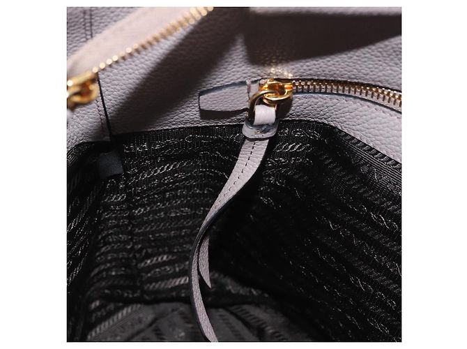 Bolso de hombro PRADA en cuero Taurillon Gris Oro 1BE066 Auth am12351SAM Castaño Dorado - vista 24