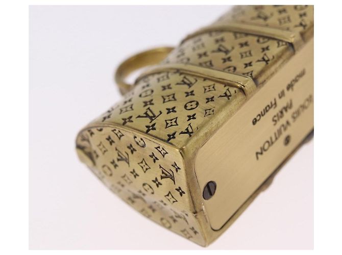 LOUIS VUITTON Presse-papier Motif Monogram Keepall Métal Ton Or LV Auth 198558A - vue 15