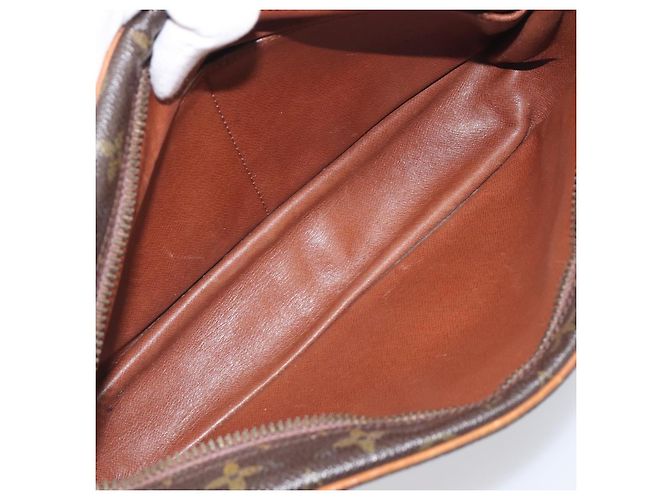 LOUIS VUITTON Monogram Compiegne 28 Clutch Bag M51845 LV Auth 198909 Monogramma - vista 9