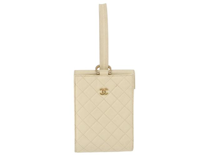 CHANEL Multi Case Matelasse Pouch Leather Ivory Gold CC Auth 199133 D'oro Crudo - vista 13