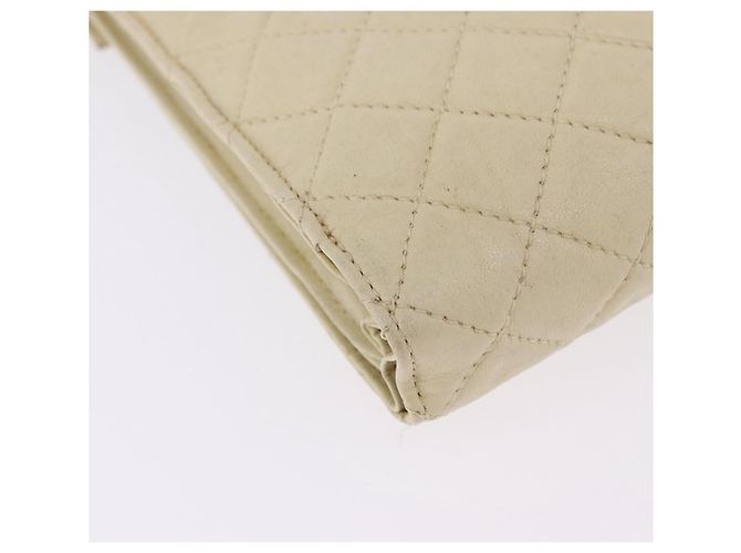 CHANEL Multi Case Matelasse Pouch Leather Ivory Gold CC Auth 199133 D'oro Crudo - vista 15