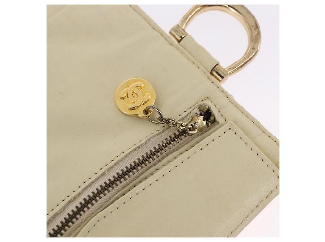 CHANEL Multi Case Matelasse Pouch Leather Ivory Gold CC Auth 199133 D'oro Crudo - vista 19