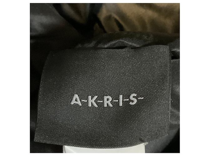 Abrigo reversible de piel de cordero Broadtail negro Akris con cremallera frontal - vista 4