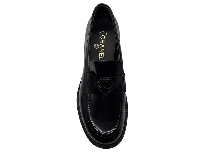Mocassini / Loafers Chanel Neri 2024 CC Logo Heart in Vitello Lucido Classico Nero - vista 4