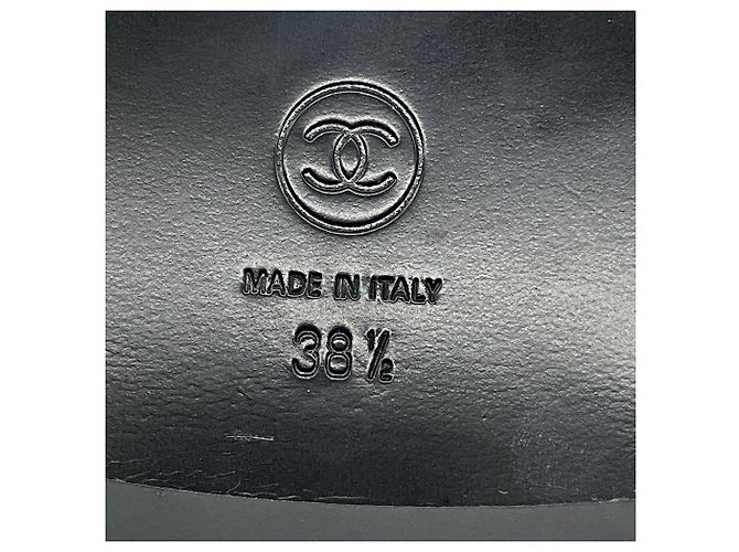 Mocassini / Loafers Chanel Neri 2024 CC Logo Heart in Vitello Lucido Classico Nero - vista 9