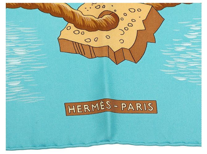 Pañuelo de seda Hermès Bouteilles a La Mer Azul 90 Scarves - vista 2