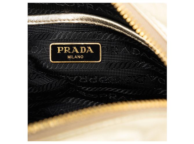Borsa Camera Prada in pelle Nappa Gaufre dorata D'oro - vista 5