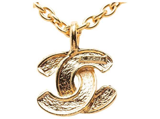 Colar com pingente acolchoado Chanel CC banhado a ouro Dourado - vista 5