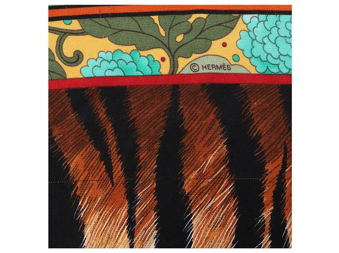 Hermès Carré Géant "La Femme aux Semelles de Vent" Sciarpa in Cashmere e Seta Rosa - vista 11