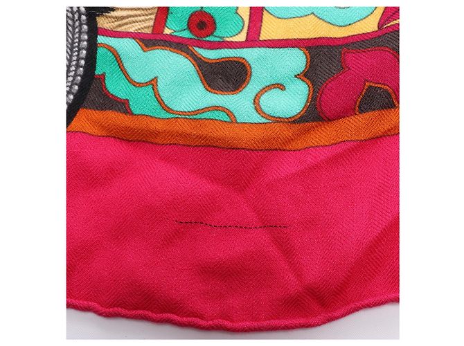 Hermès Carré Géant "La Femme aux Semelles de Vent" Sciarpa in Cashmere e Seta Rosa - vista 14