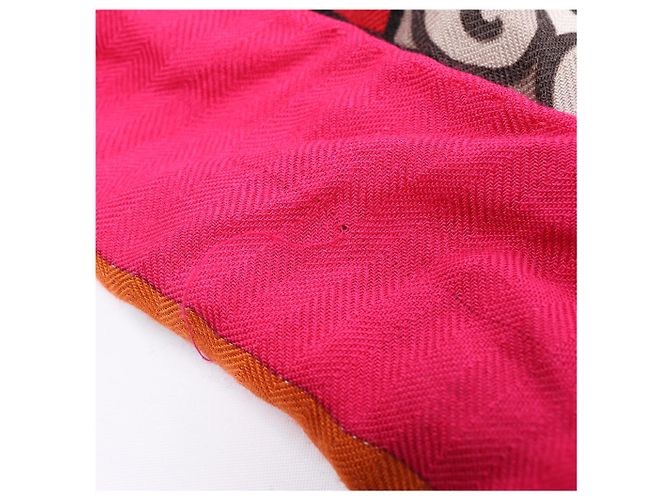 Hermès Carré Géant "La Femme aux Semelles de Vent" Sciarpa in Cashmere e Seta Rosa - vista 7